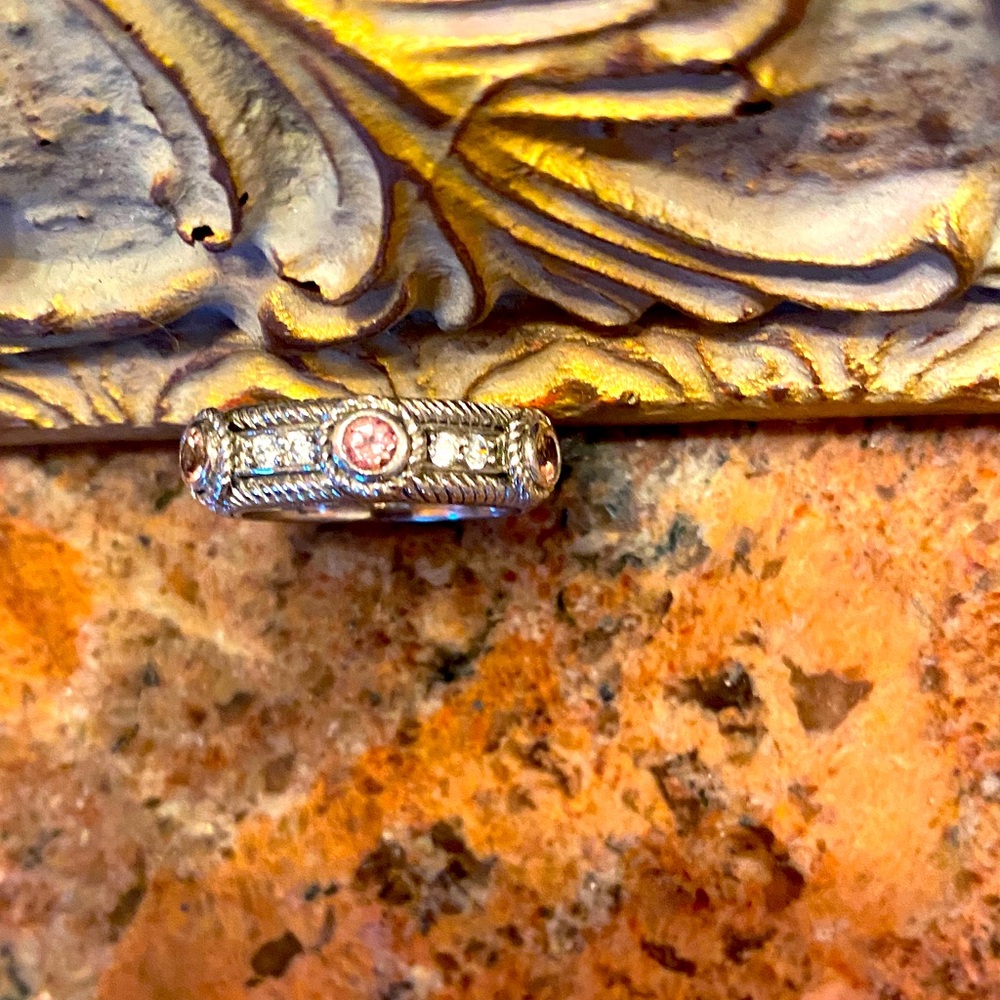 Judith Ripka band ring with pink stones 💕💕💕